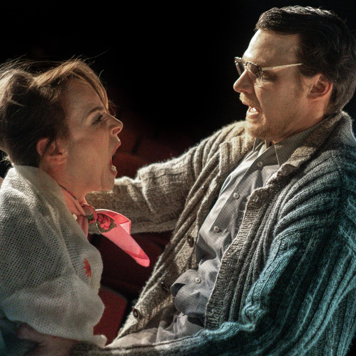 Novinky - Slepice na zádech letos končí! Ulovte si vstupenky včas