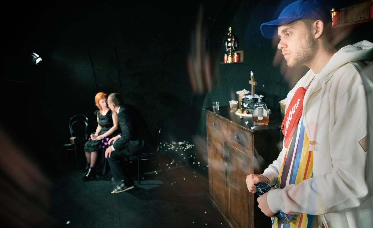 Fotografie z inscenace - Trhni si, otče!