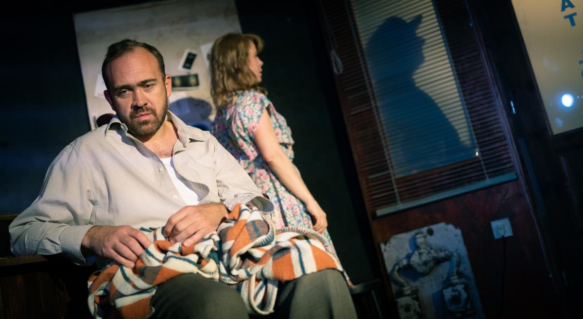 Fotografie z inscenace - Zpívat jako Gigli